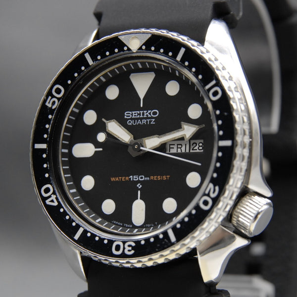 7502327